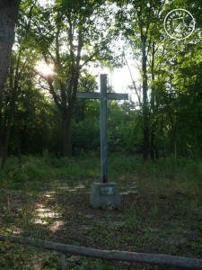 Gedächtniskreuz auf dem ehemaligen Friedhof zu Scherlanke